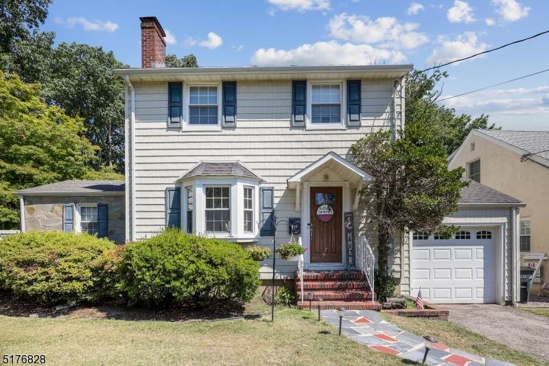 144 Myrtle Ave - Photo 1