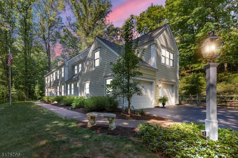30 Chestnut Avenue - Photo 1