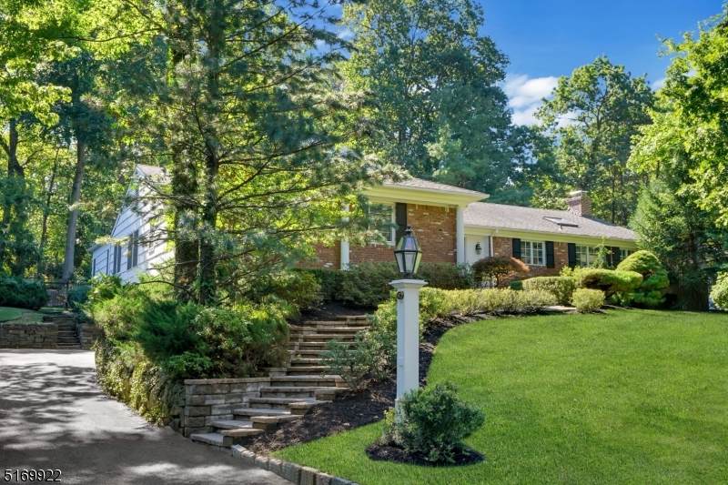 82 Mohawk Road - Photo 1
