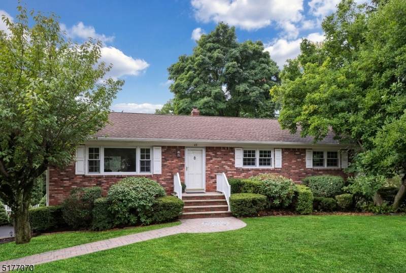 45 Ravine Ave - Photo 1