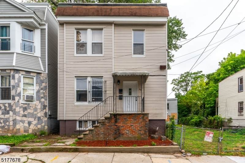 49 Tichenor Ter - Photo 1
