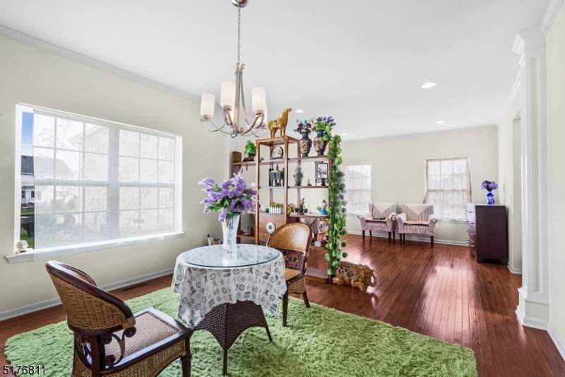 21 Lisi Ct - Photo 1
