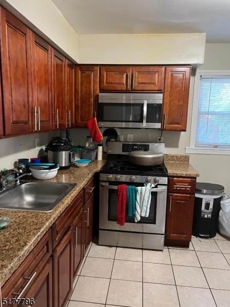 97 Goodwin Ave - Photo 1