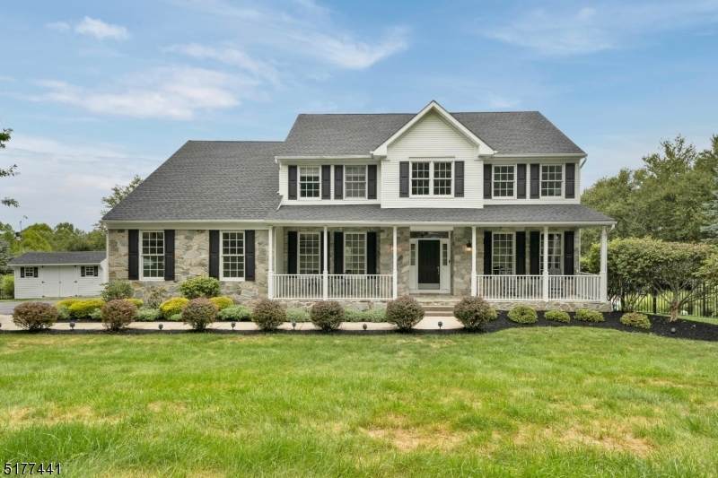 105 Hockenbury Dr - Photo 1