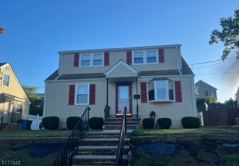 109 Strawberry Hill Ave - Photo 1