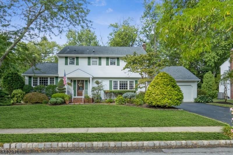 11 Independence Dr - Photo 1