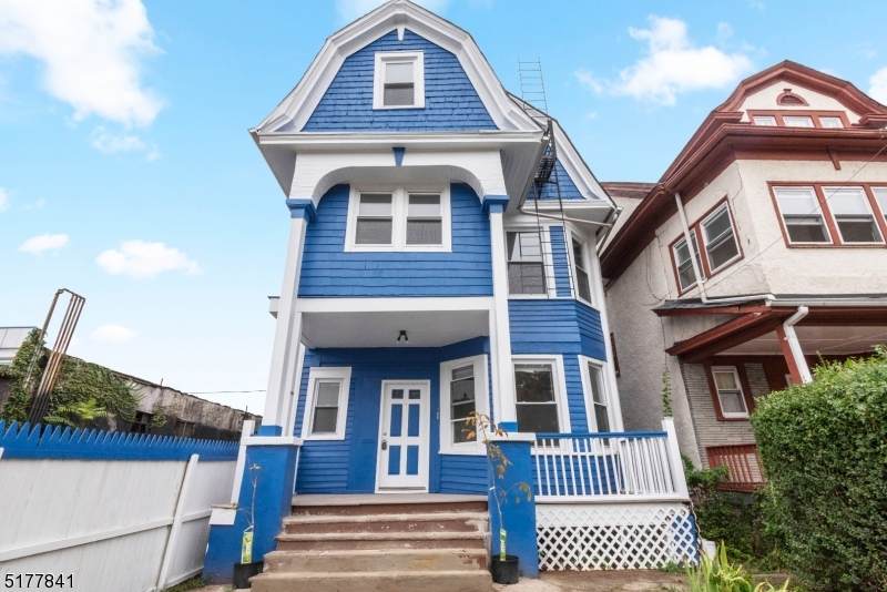137 Renner Ave - Photo 1