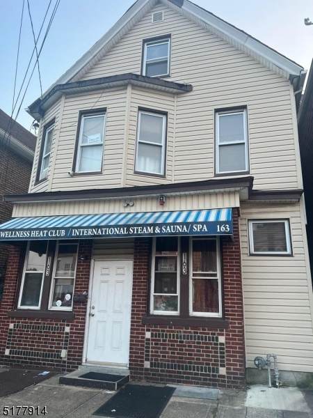 163 Hope Ave - Photo 1