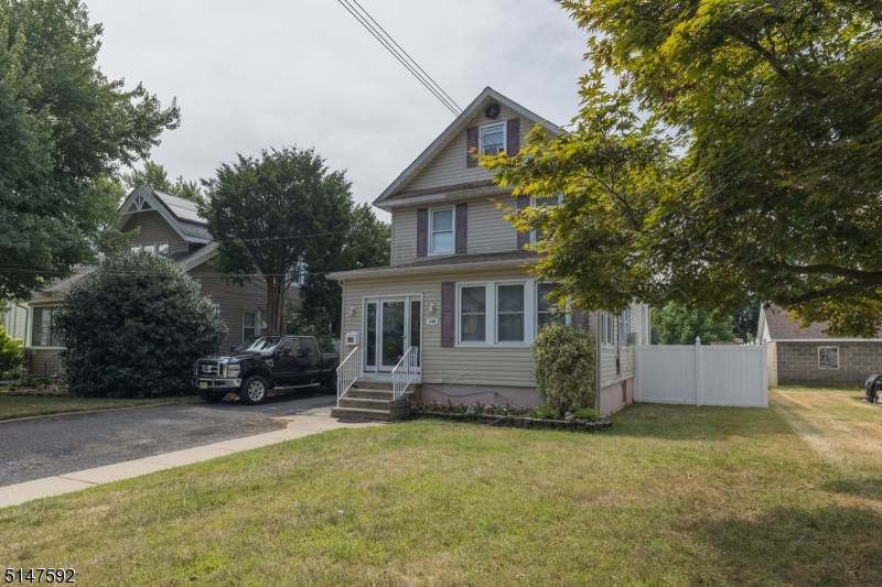 148 W Maple Ave - Photo 1