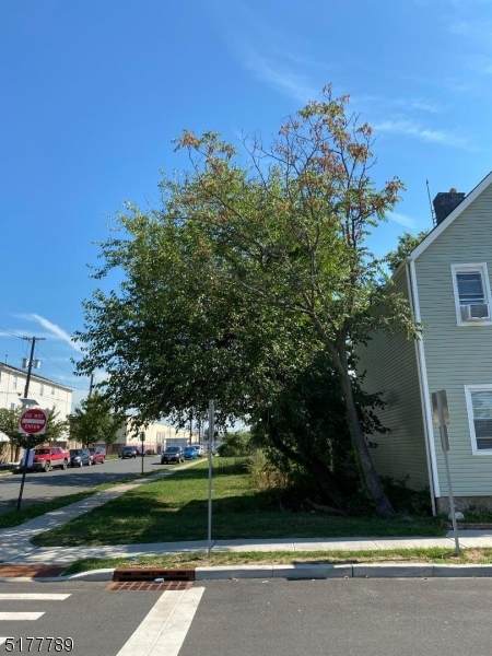59 Pine St - Photo 1