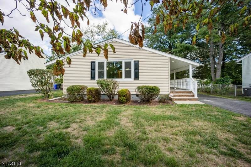 104 Avonridge Rd - Photo 1
