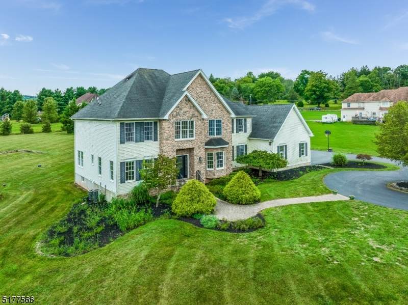 203 Sidney Rd - Photo 1