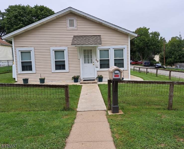 59 Sterling St - Photo 1