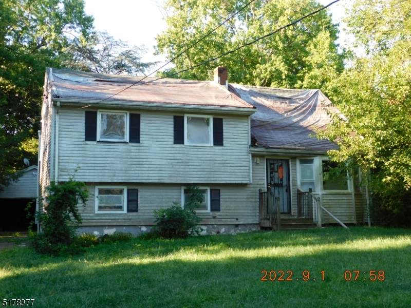 180 Dukes Pkwy - Photo 1