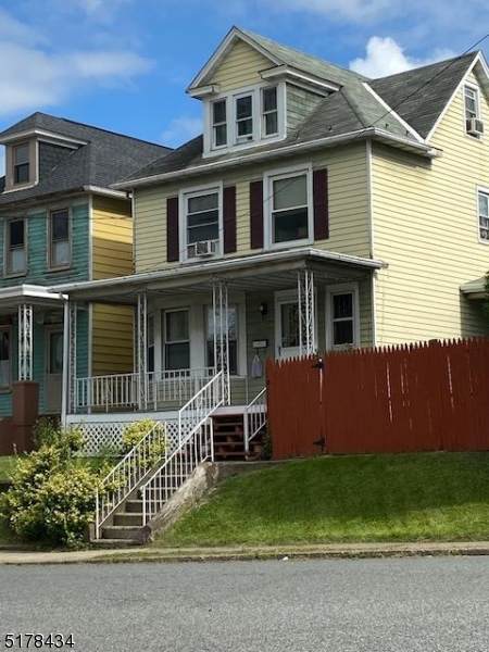 220 Summit Ave - Photo 1