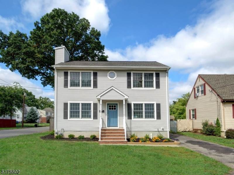 24 Harrison St - Photo 1