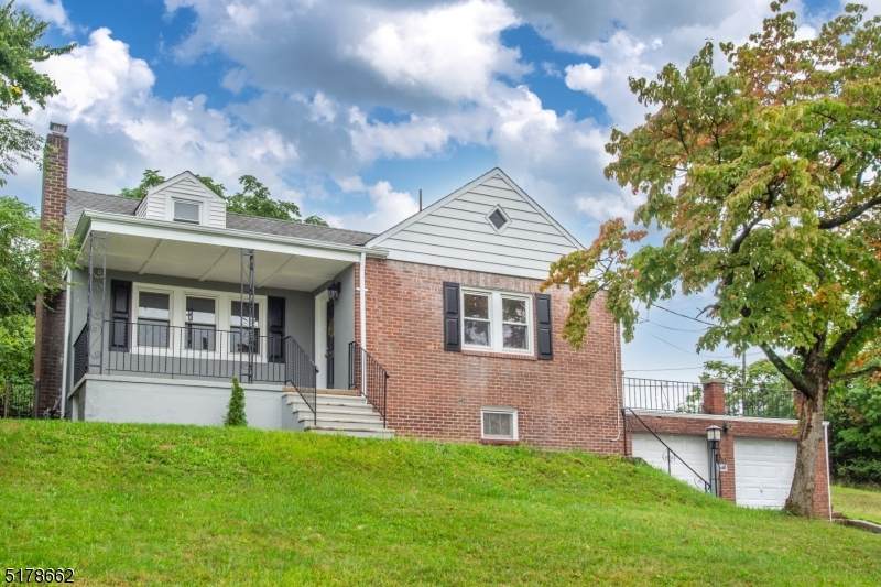 648 Totowa Rd - Photo 1