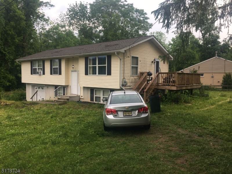 34 Yates Ave - Photo 1