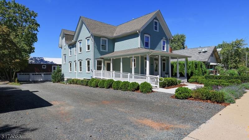 131 Main St - Photo 1