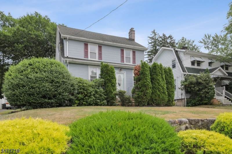386 Saint Cloud Ave - Photo 1
