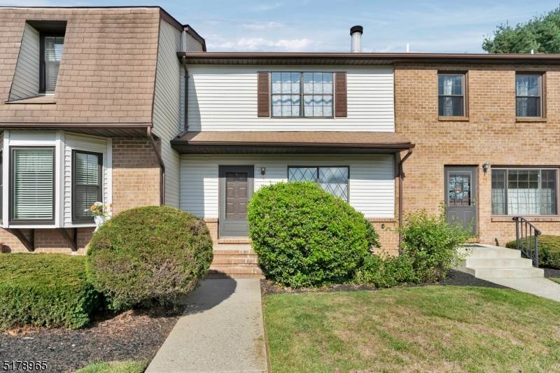 276 Riva Dr - Photo 1