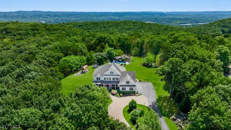 72 Denise Dr - Photo 1