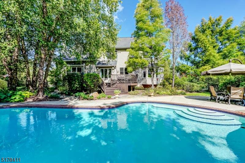 29 Wyckoff Dr - Photo 1