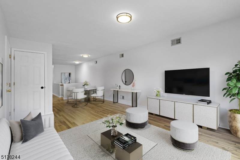 62 11Th Ave - Photo 1