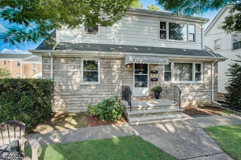 337 Berkeley Ave - Photo 1