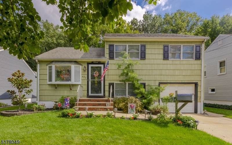 493 Lower Alden Dr - Photo 1