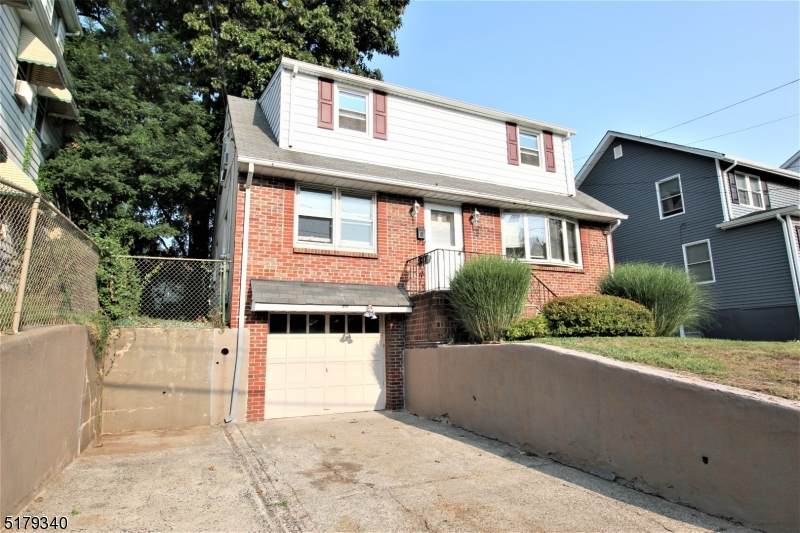 30 Mill St - Photo 1