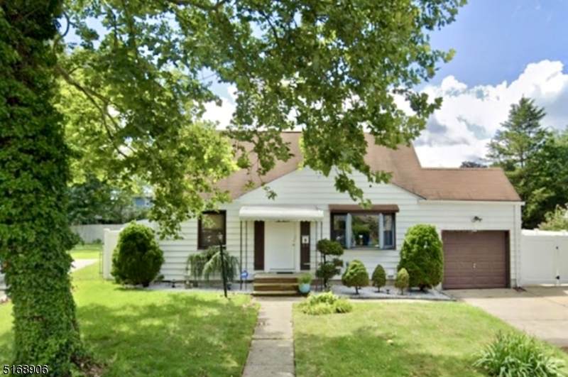 1421 Sunnyfield Dr - Photo 1