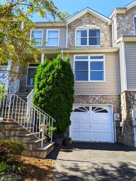 365 Summerhill Dr - Photo 1