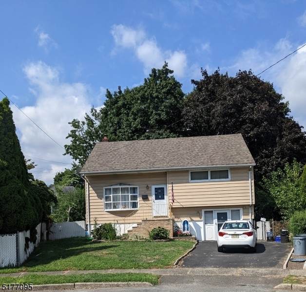 69 Lorraine Dr - Photo 1