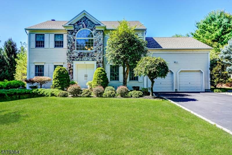 3 Isabella Way - Photo 1