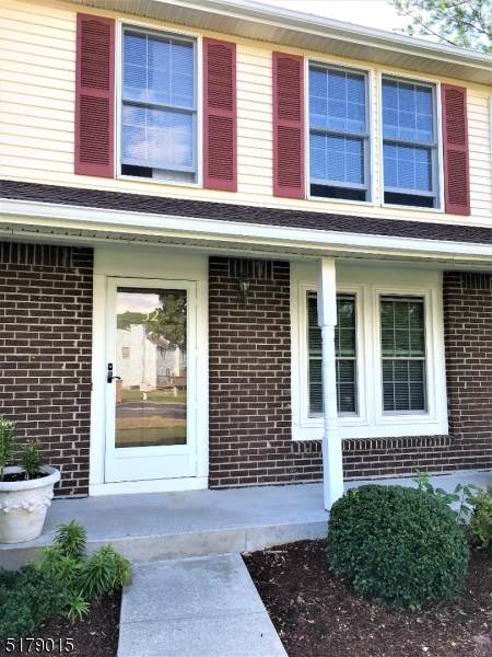 52 Constitution Way - Photo 1