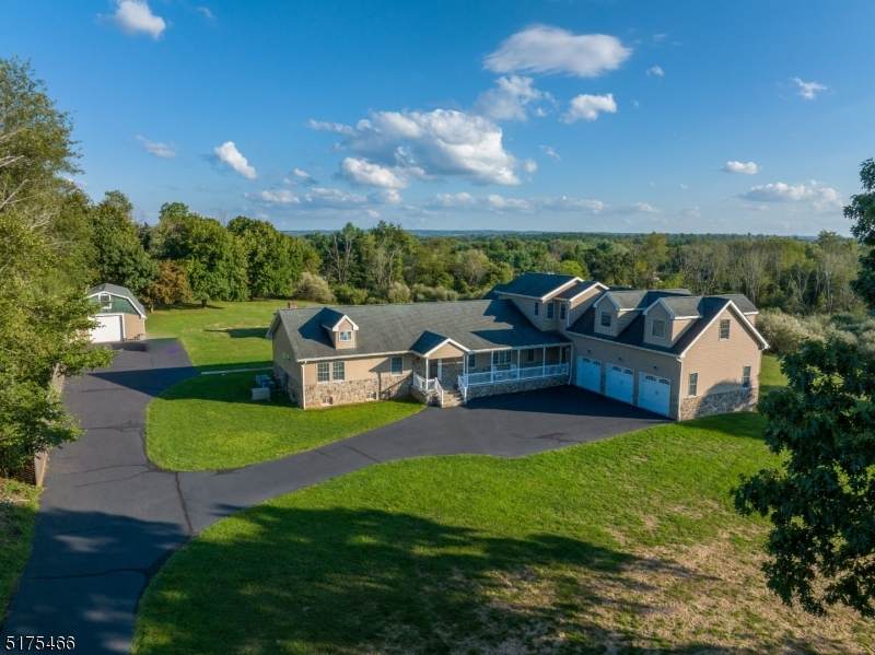 148 Hillcrest Rd - Photo 1