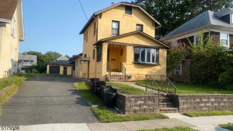 130 Humboldt St - Photo 1