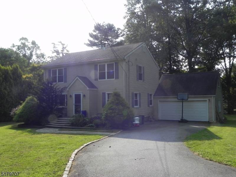 274 Eyland Ave - Photo 1
