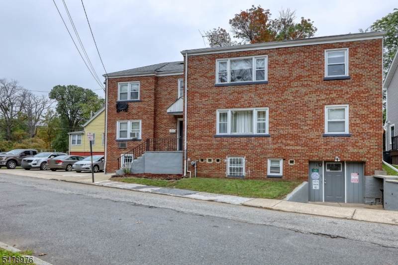 335 High St - Photo 1