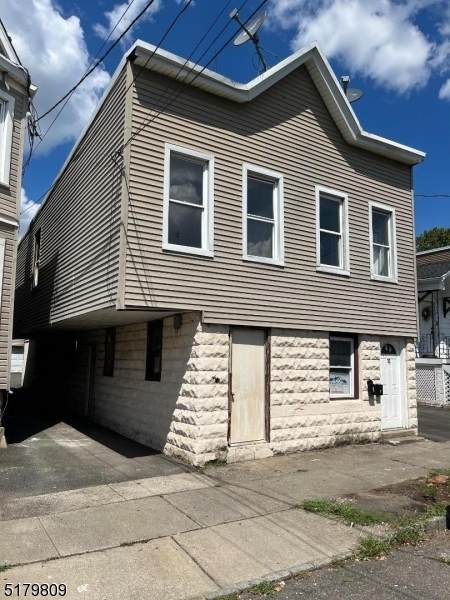 23 Columbus St - Photo 1
