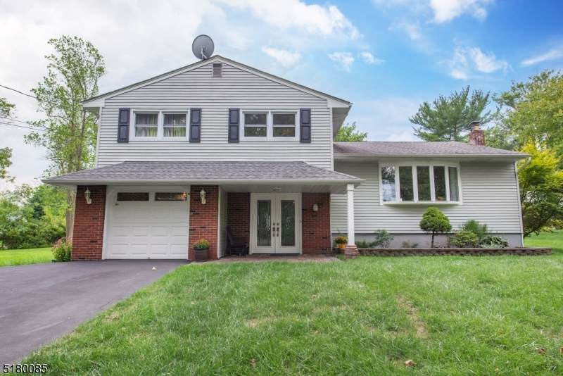 9 Haddonfield Dr - Photo 1