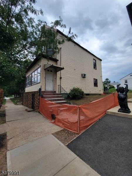 1106 Virginia St - Photo 1