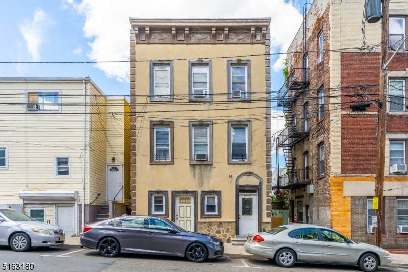 7007 Hudson Ave - Photo 1