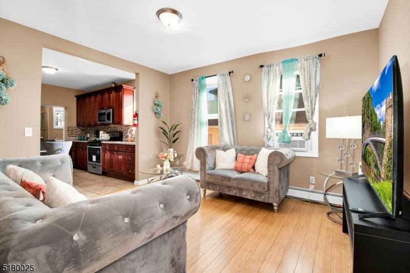 30 Grace St - Photo 1