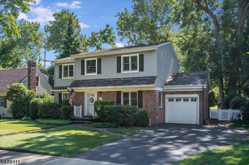 11 Remington Rd - Photo 1