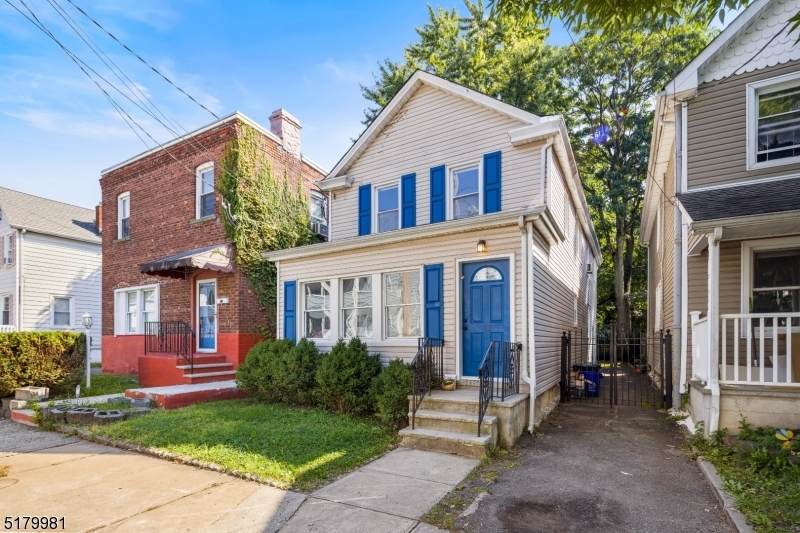 17 Thomas St - Photo 1