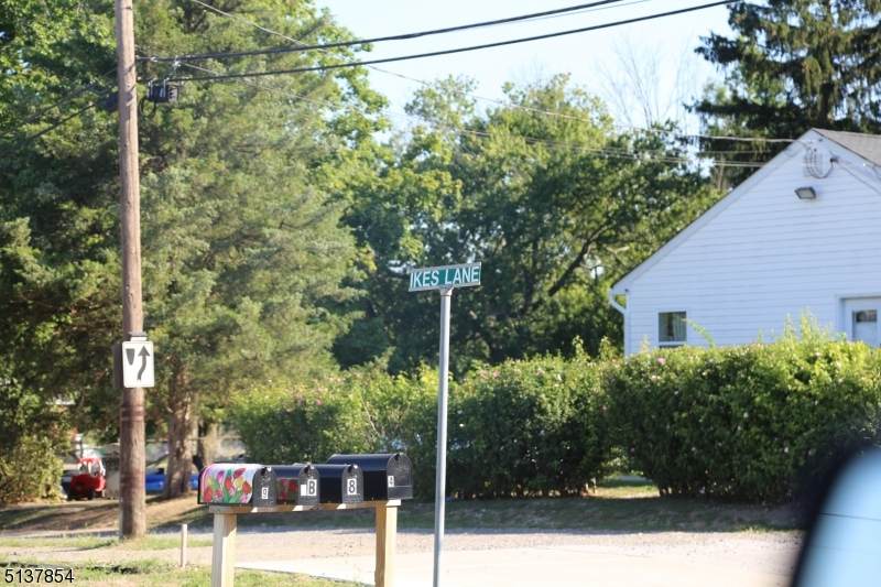5 Ikes Ln - Photo 1