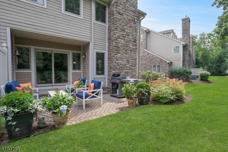 59 Eggers Ct - Photo 1