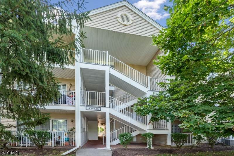 129 Rachel Ct - Photo 1